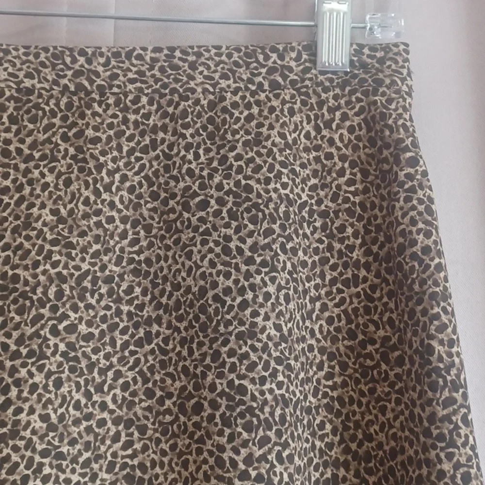 Jones Wear Leapard Print A-Line Knee Length Skirt